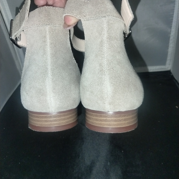 Women's nine West studded suede pointy ankle strap flat shoes size 10 tan cream - Picture 6 of 8